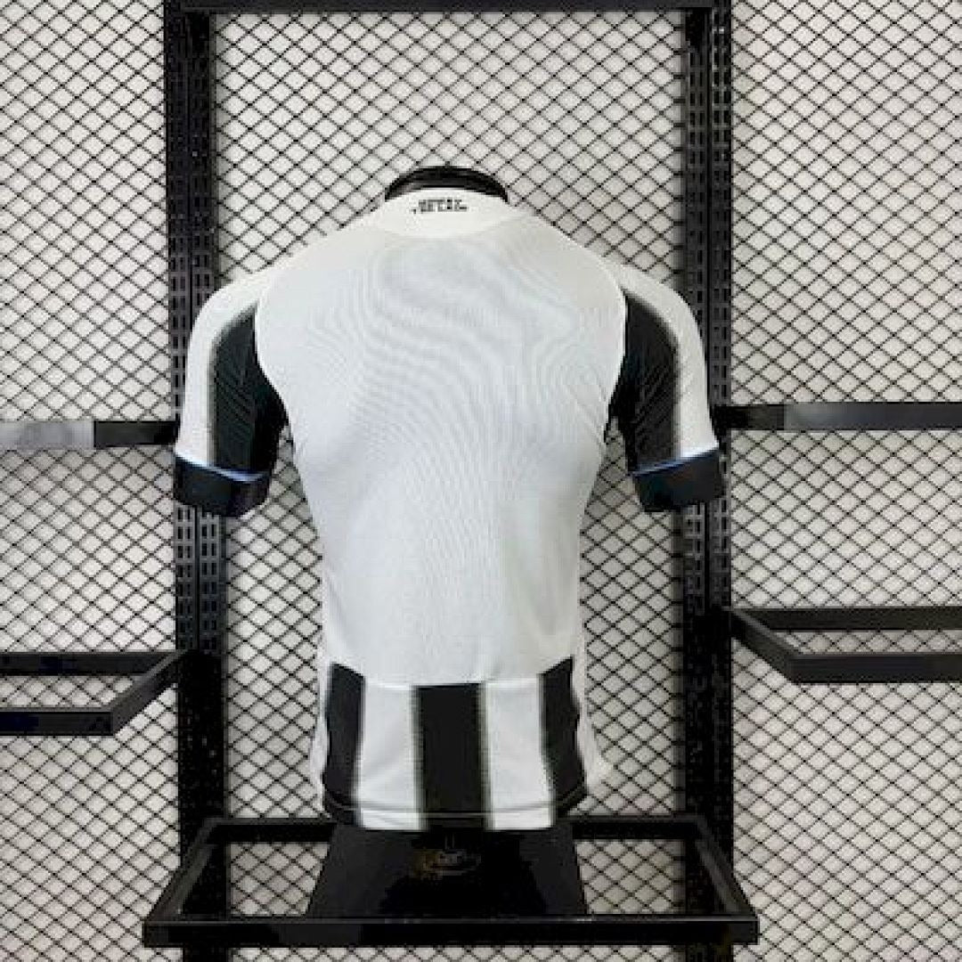 Camiseta Newcastle Local 2025/26 Versión Jugador