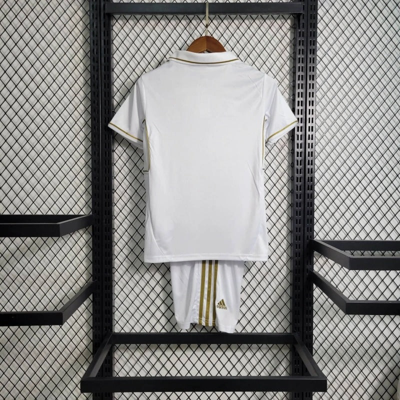 Real Madrid Local Retro Kit Niños 2011/12