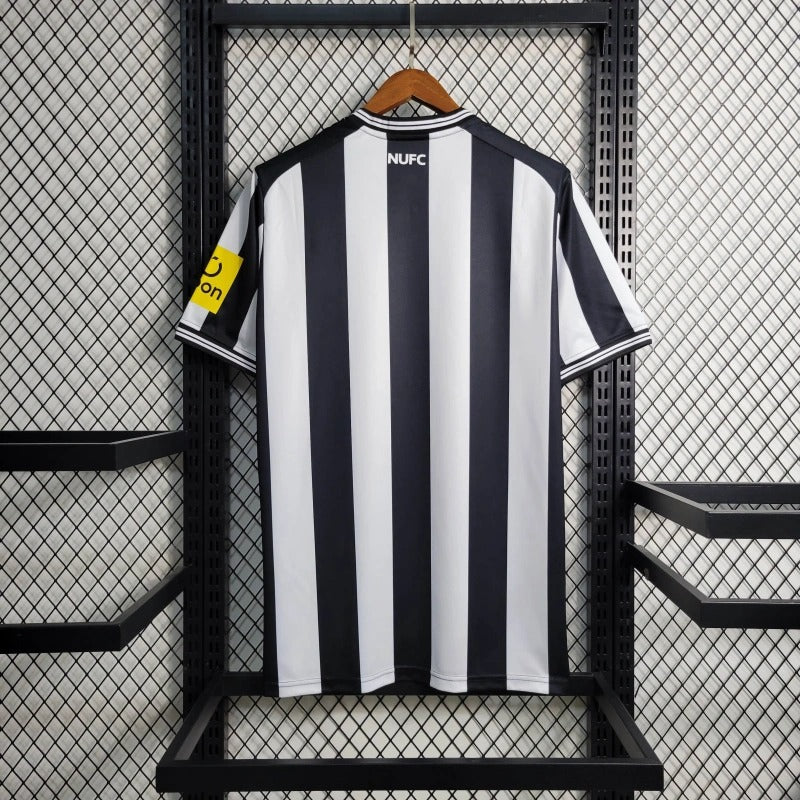 Camiseta Newcastle Local 2023/24 Versión Fan