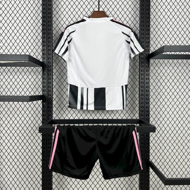 Juventus Local Kit Niños 2025/26