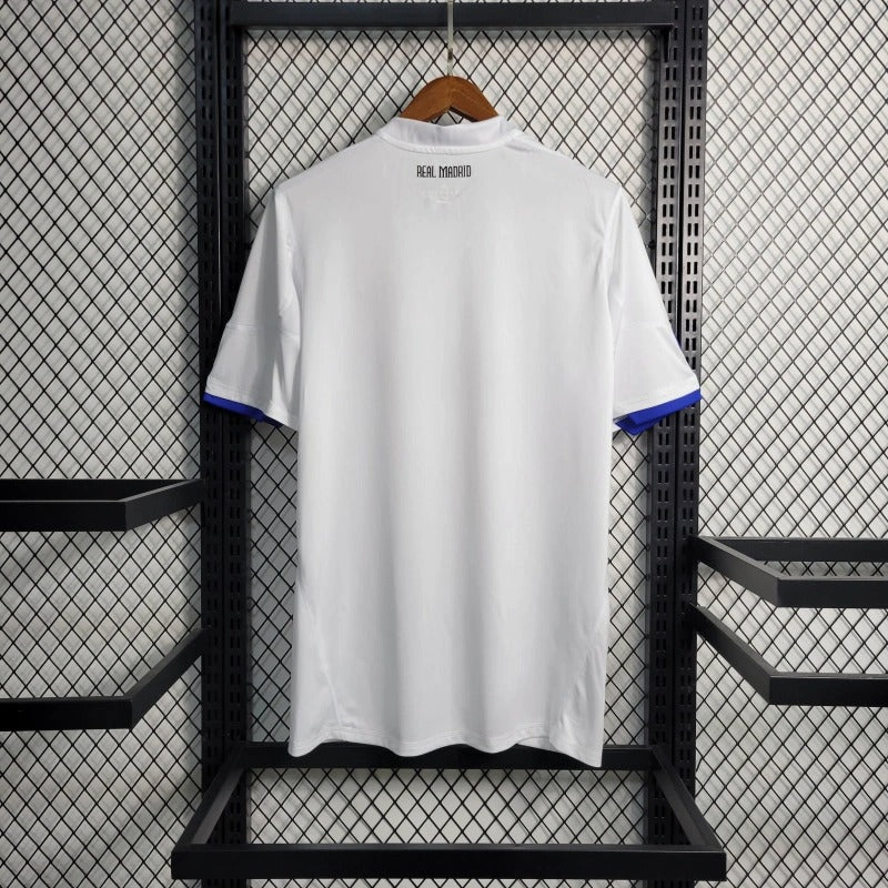 Camiseta Real Madrid Local Retro 2010/11 Versión Fan