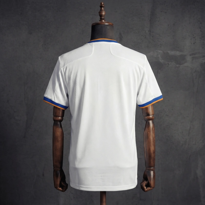 Camiseta Real Madrid Local Retro 2021/22 Versión Fan