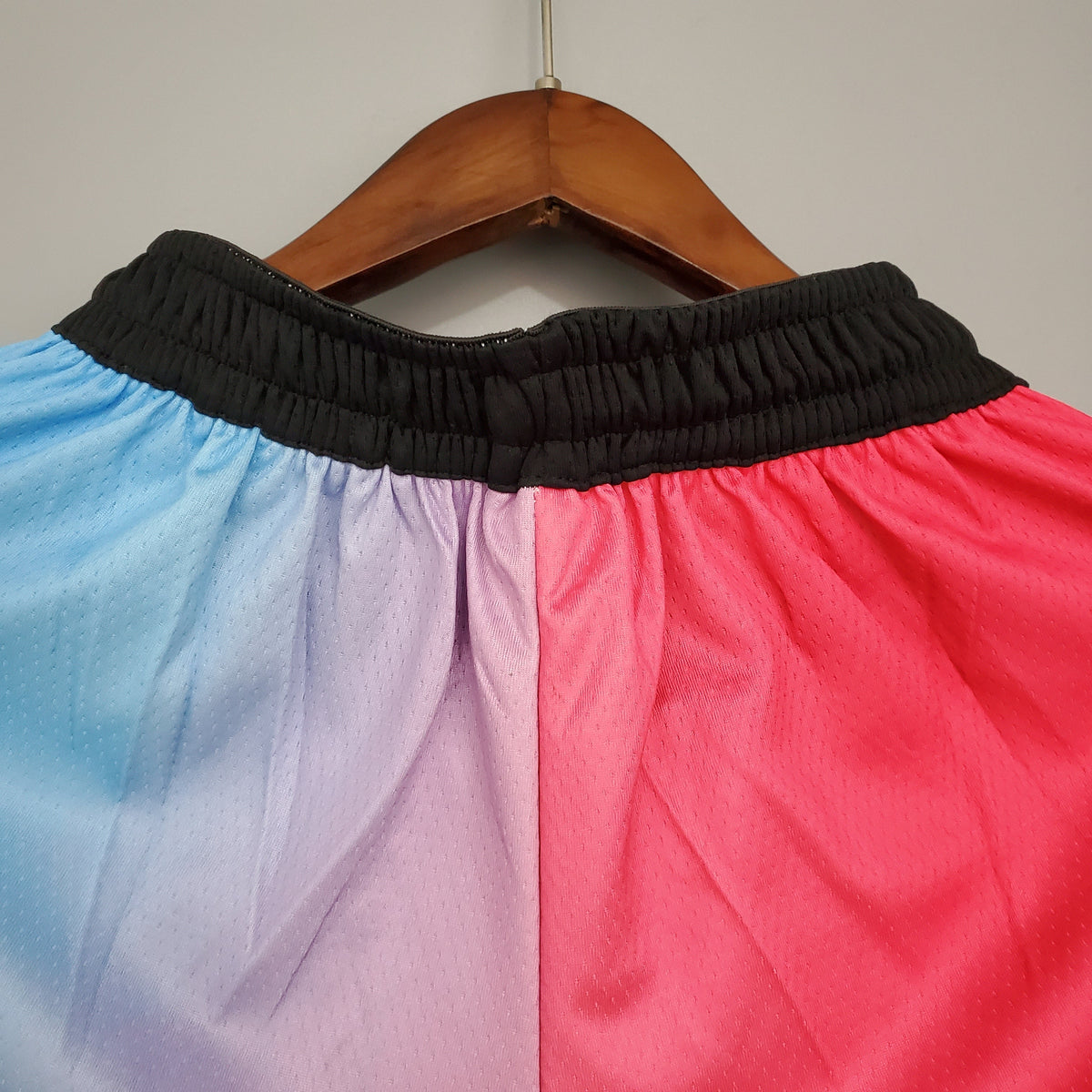 Camiseta Miami Heat "City Edition" Shorts Gradiente
