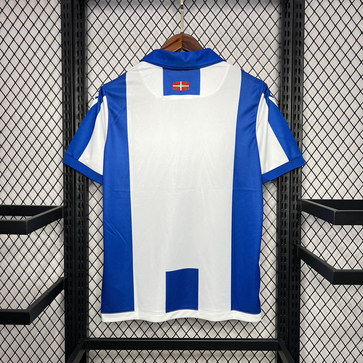 Camiseta Real Sociedad Local 2024/25 Versión Fan