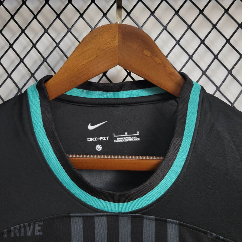 Camiseta Liverpool "LeBron James" 2023/24 Versión Fan