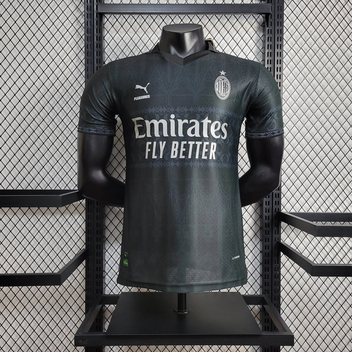 Camiseta AC Milán "Pleasures" Negra 2023/24 Versión Jugador