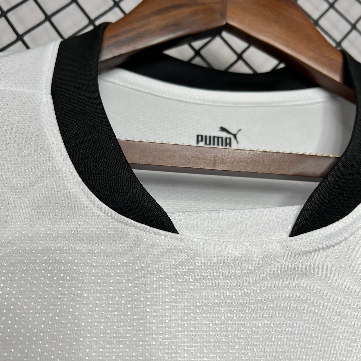 Camiseta Valencia Local 2024/25 Versión Fan