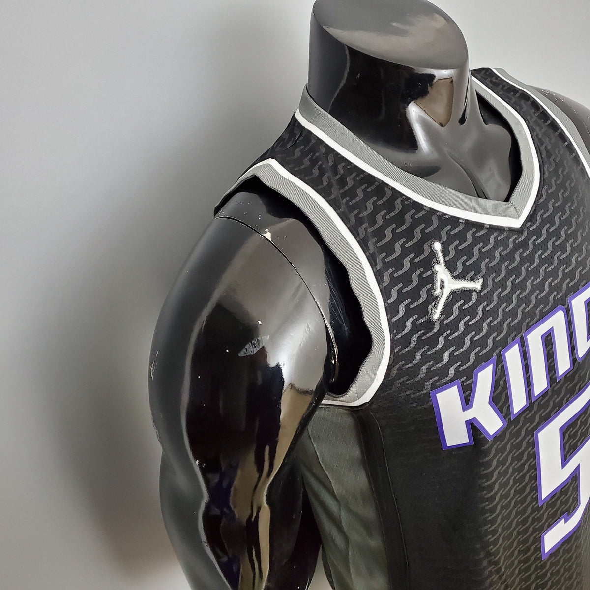 Camiseta Sacramento Kings Camiseta Negra Clásica