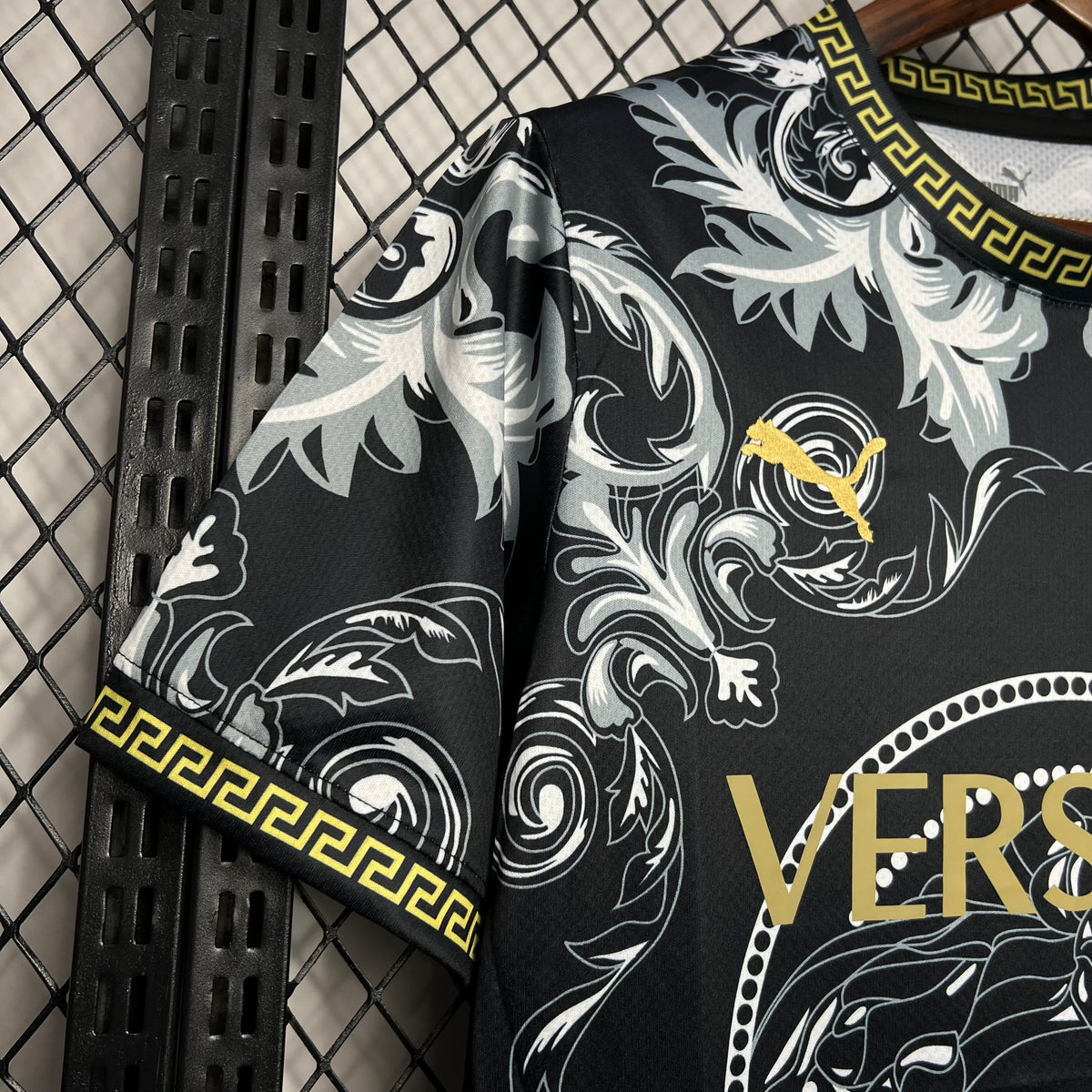 Camiseta Italia Versace Black Edition 2023/24 Versión Fan