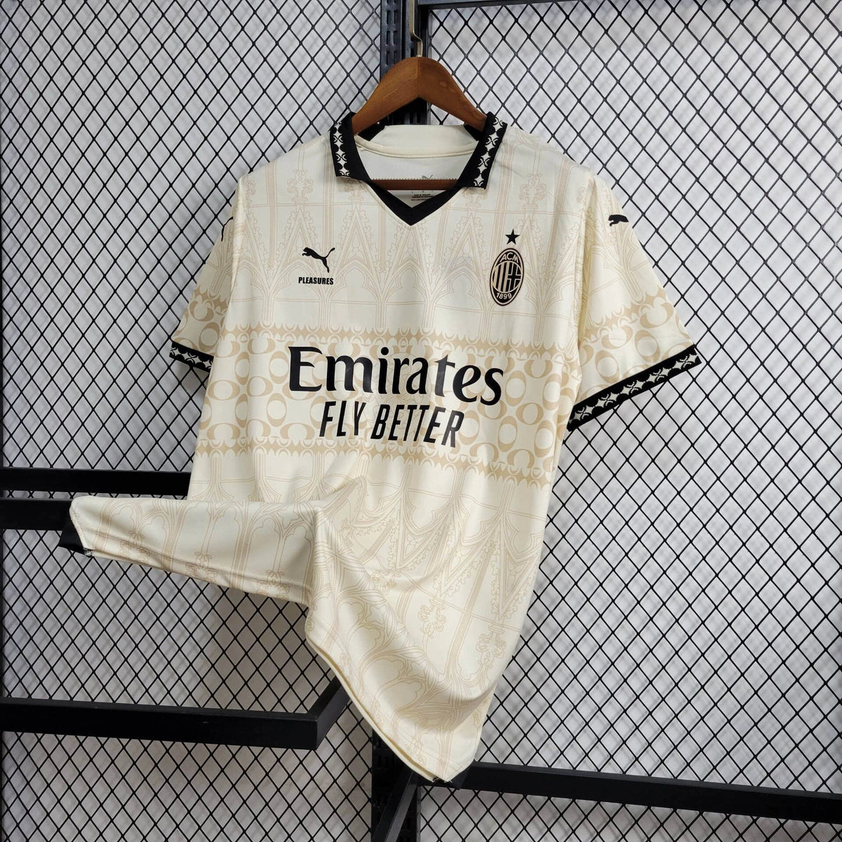 Camiseta AC Milán "Pleasures" 2023/24 Versión Fan