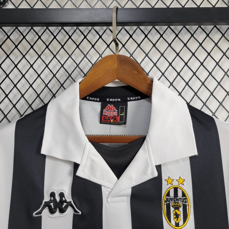 Camiseta Juventus Retro Local Manga Larga 1999/00