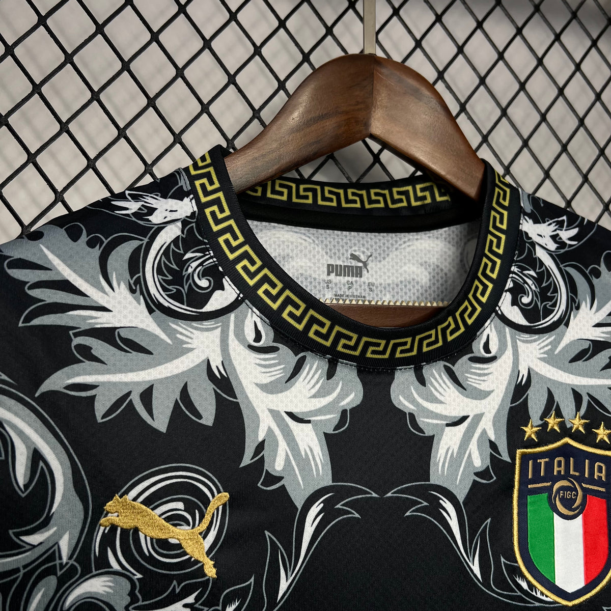 Camiseta Italia Versace Black Edition 2023/24 Versión Fan
