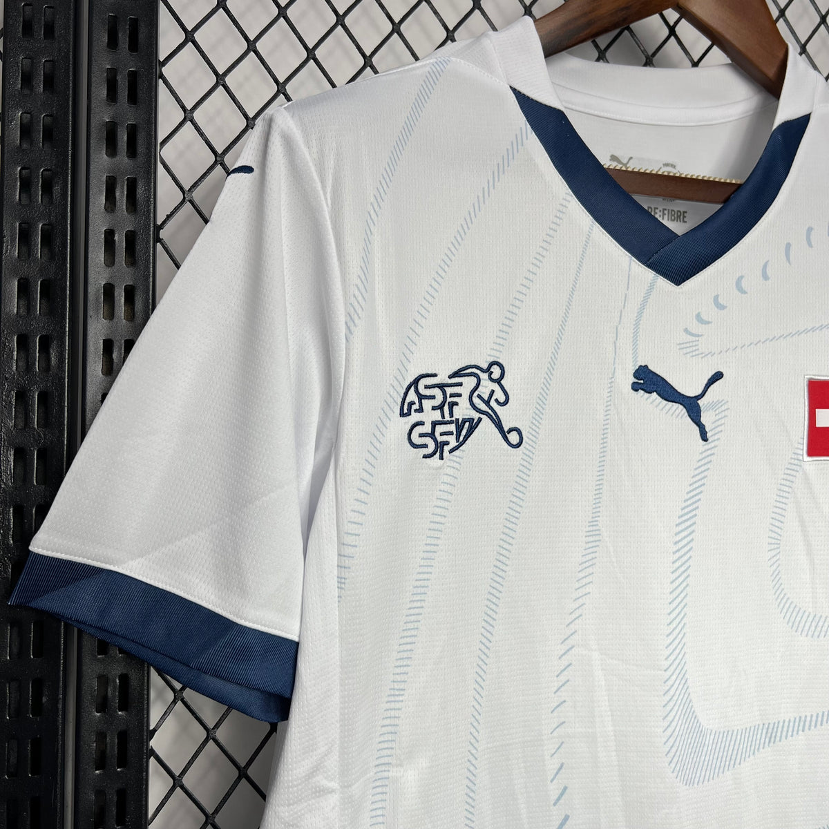 Camiseta Suiza Visita 2024 Versión Fan