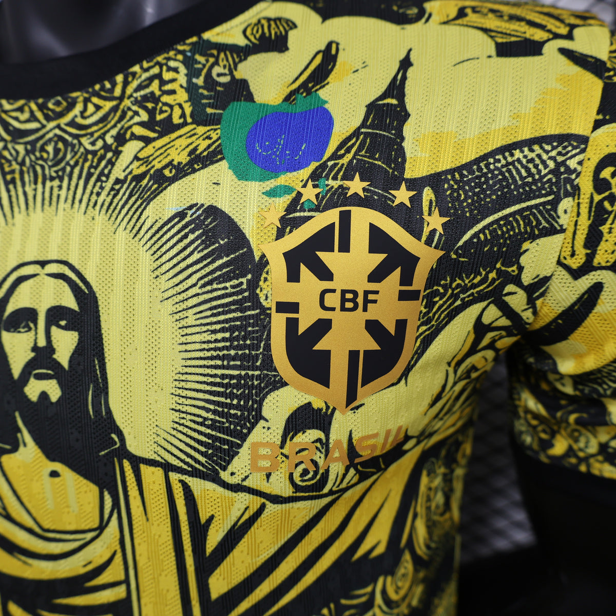 Camiseta Brasil Edición Especial Amarilla "Cristo Redentor" 2024 Versión Jugador