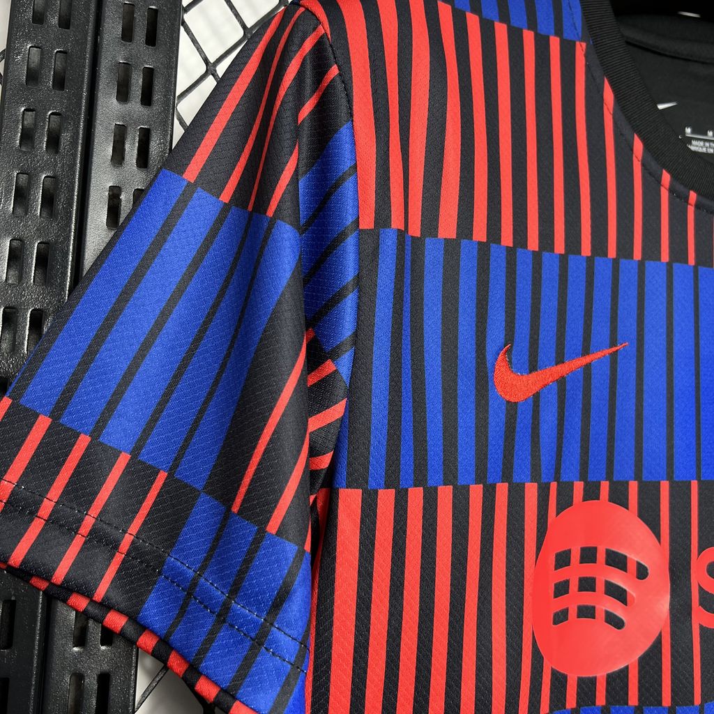 Camiseta FC Barcelona Pre Partido 2024/25 Versión Fan