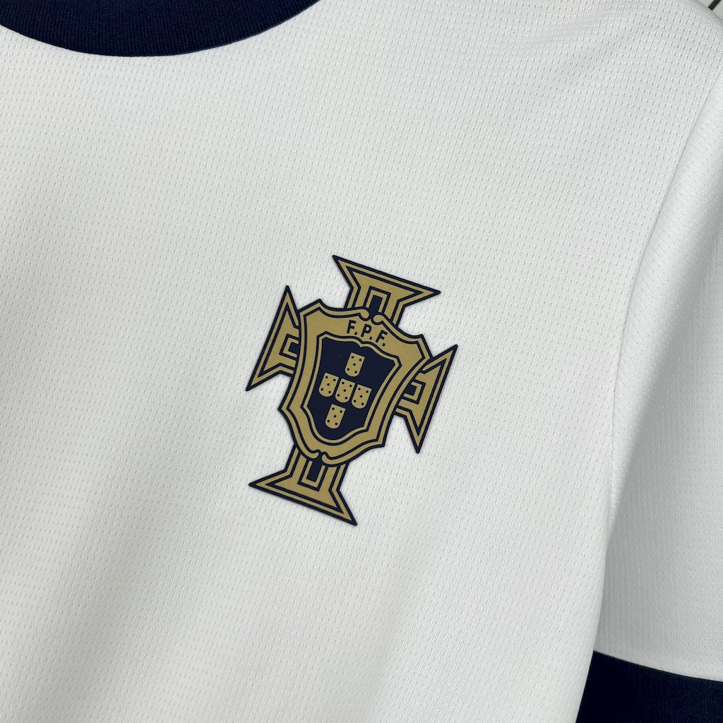 Camiseta Portugal Entrenamiento Blanca 2025/26 Versión Fan