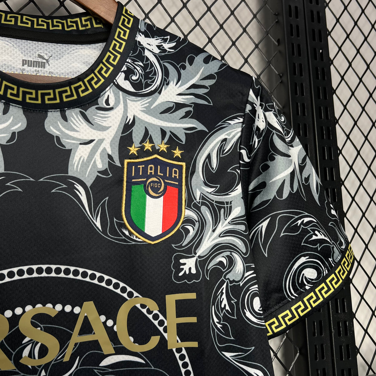 Camiseta Italia Versace Black Edition 2023/24 Versión Fan