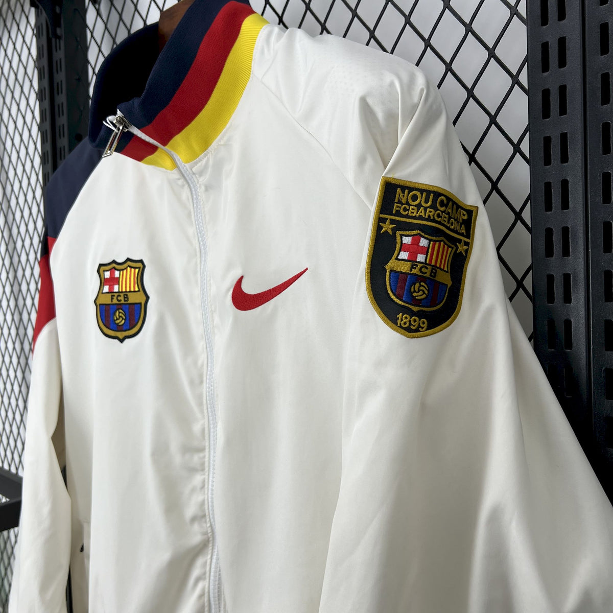 Barcelona Cortavientos Blanca 1994/95