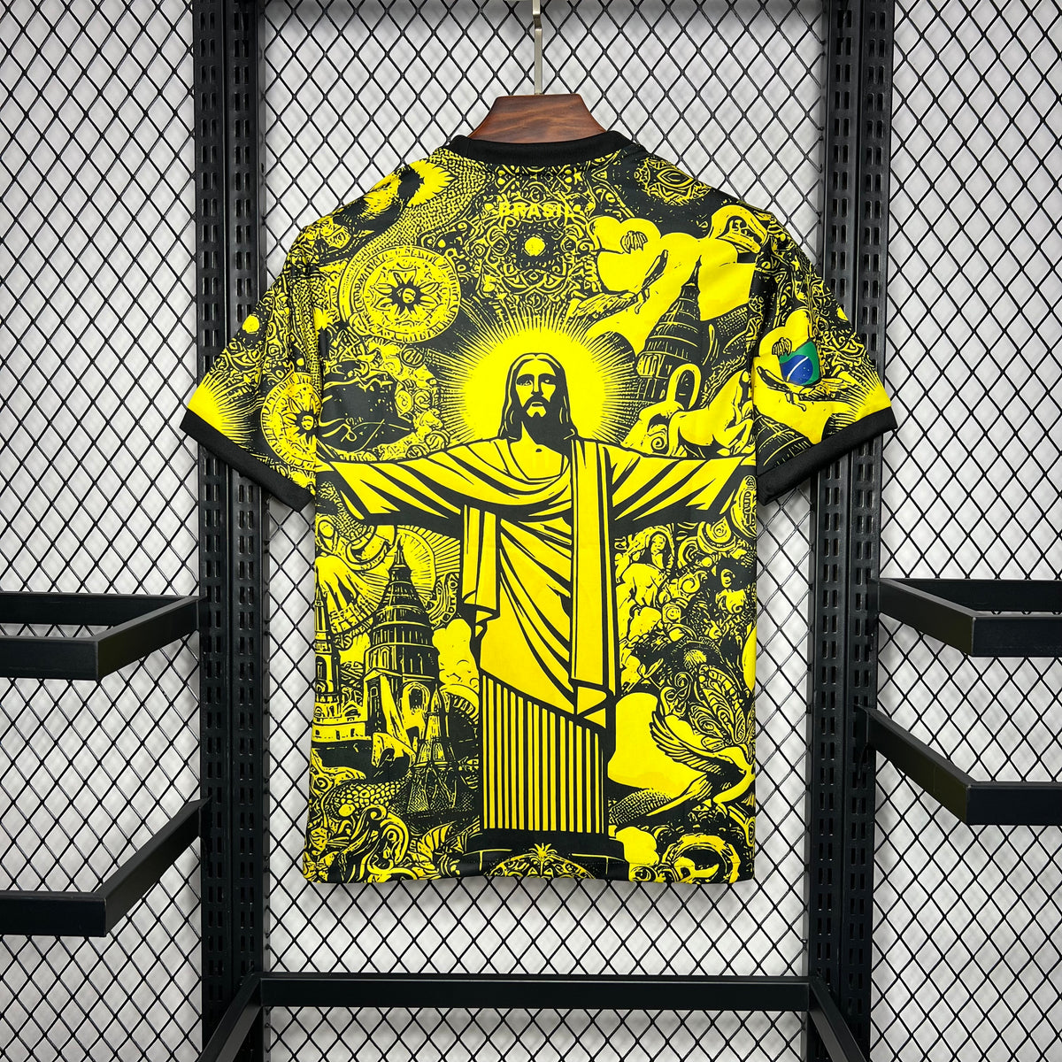 Camiseta Brasil "Edición Cristo Redentor Amarilla" 2024 Versión Fan