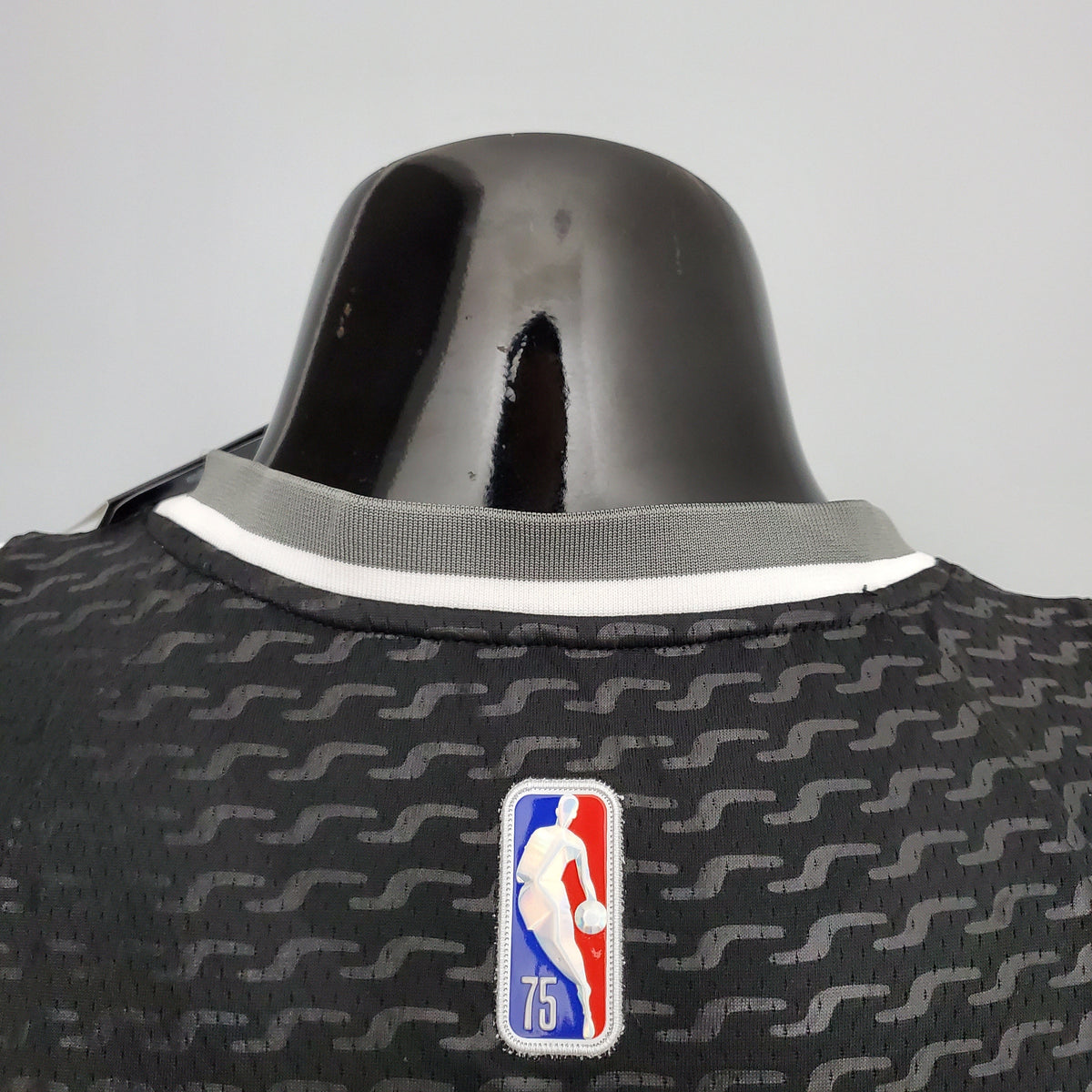 Camiseta Sacramento Kings Camiseta Negra Clásica