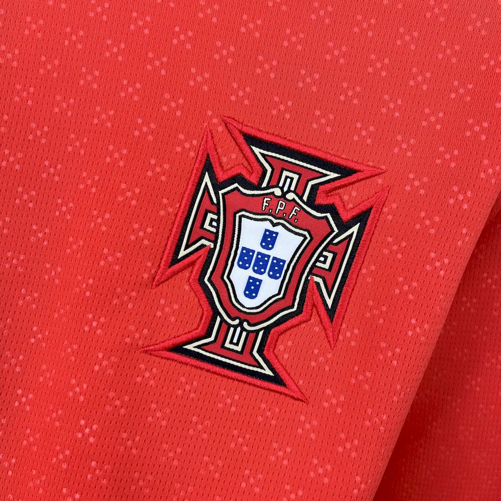 Camiseta Portugal Local Manga Larga 2025/26 Versión Fan