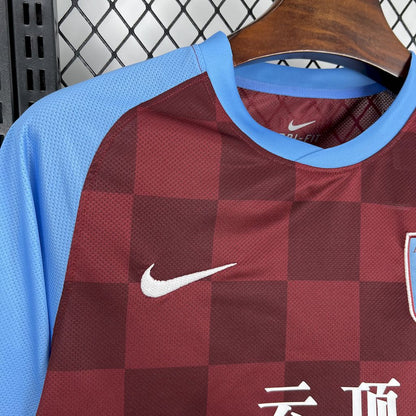 Camiseta Aston Villa Local Retro 2011/12 Versión Fan