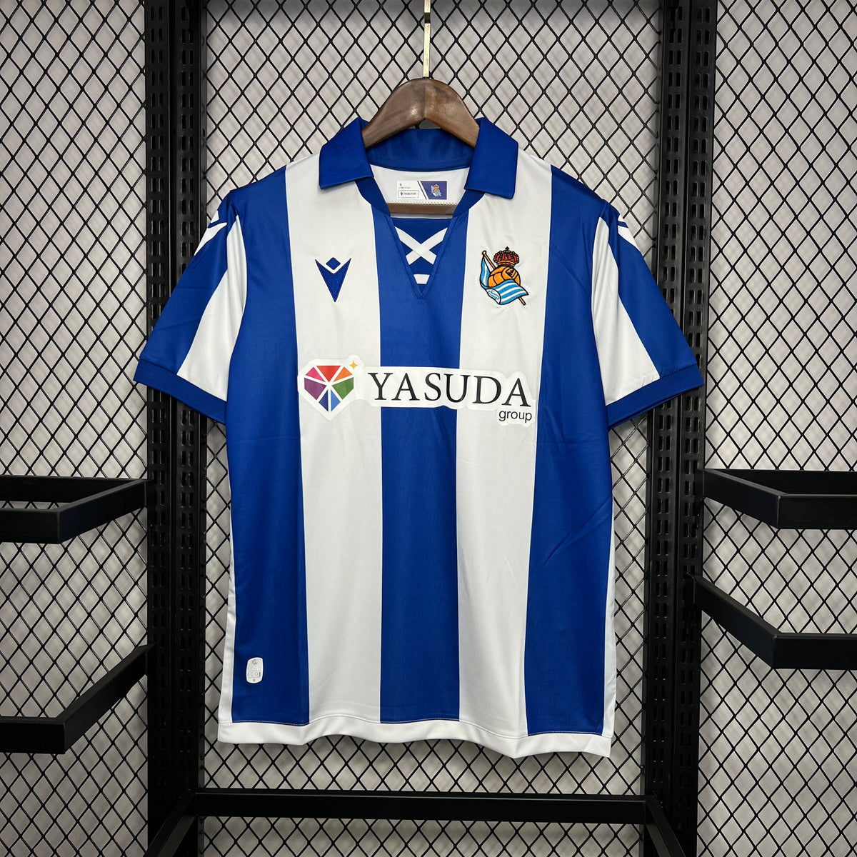 Camiseta Real Sociedad Local 2024/25 Versión Fan