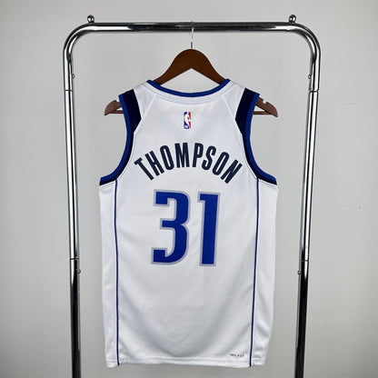 Camiseta Dallas Mavericks "Thompson" Blanca 2023/24