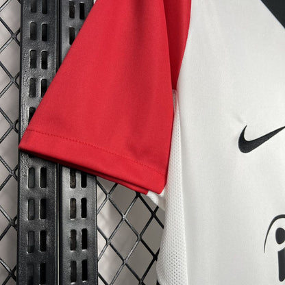 Camiseta Eintracht Frankfurt Local 2024/25 Versión Fan