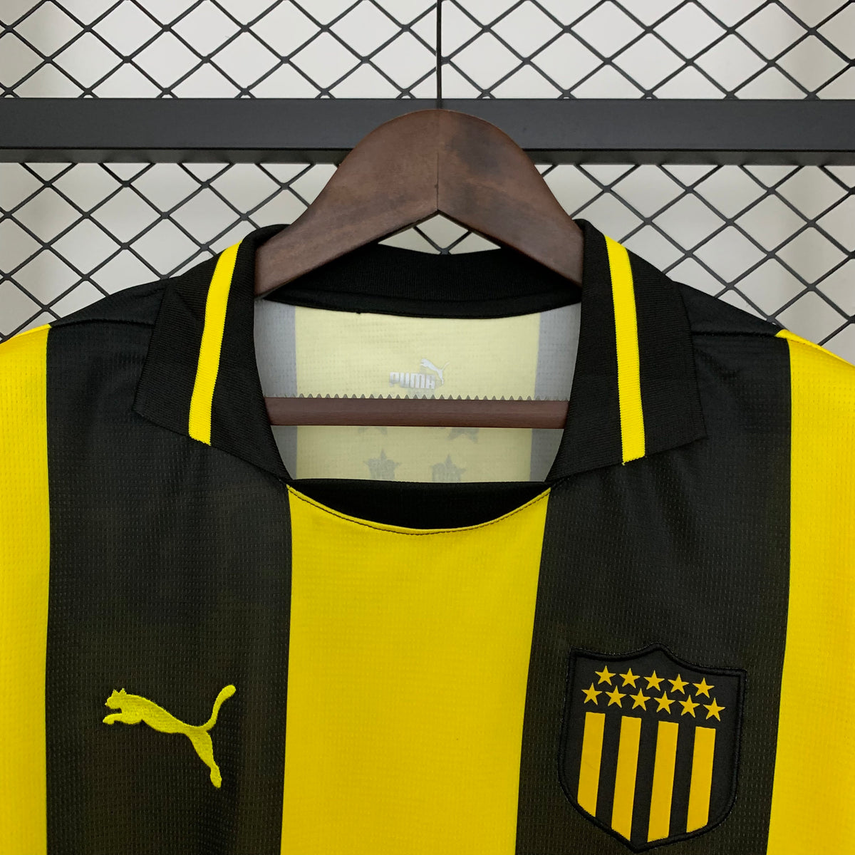 Camiseta Peñarol Local 2025/26 Versión Fan