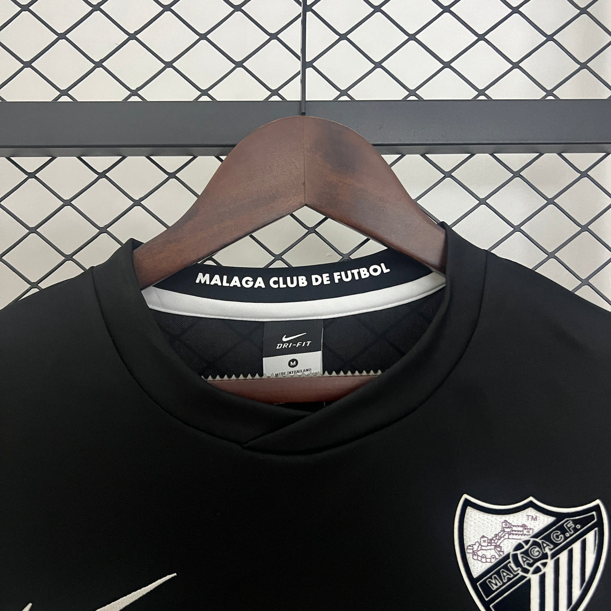 Camiseta Málaga Local Retro 2013 Versión Fan