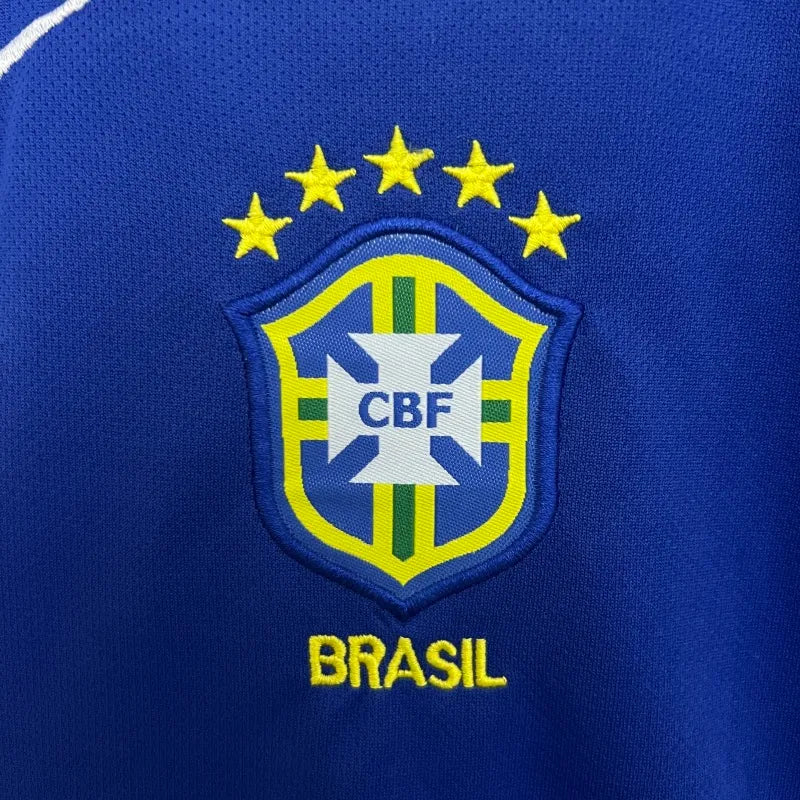 Brasil Kit Niños Visita 2004