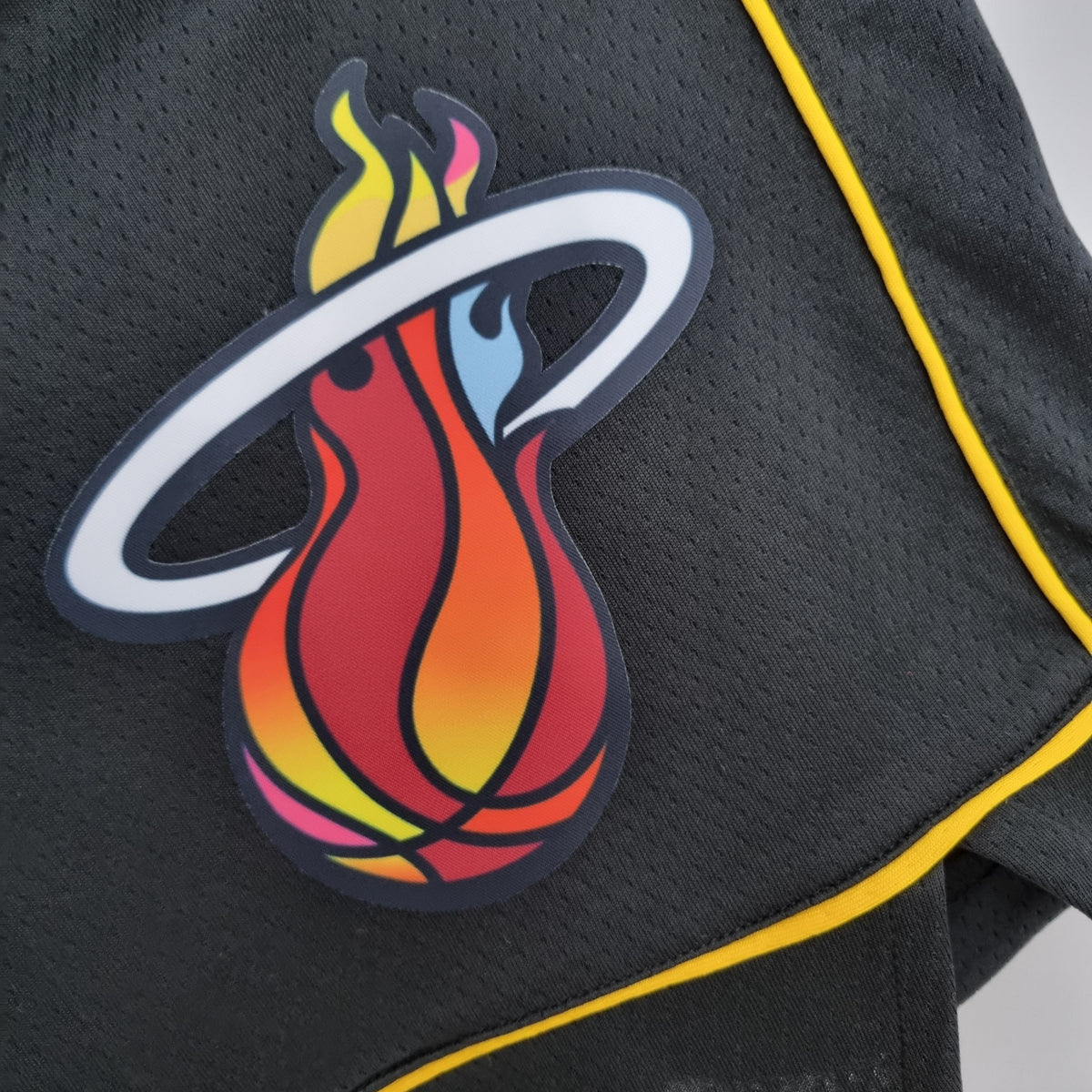 Camiseta Miami Heat "Urban Edition" Shorts Negros