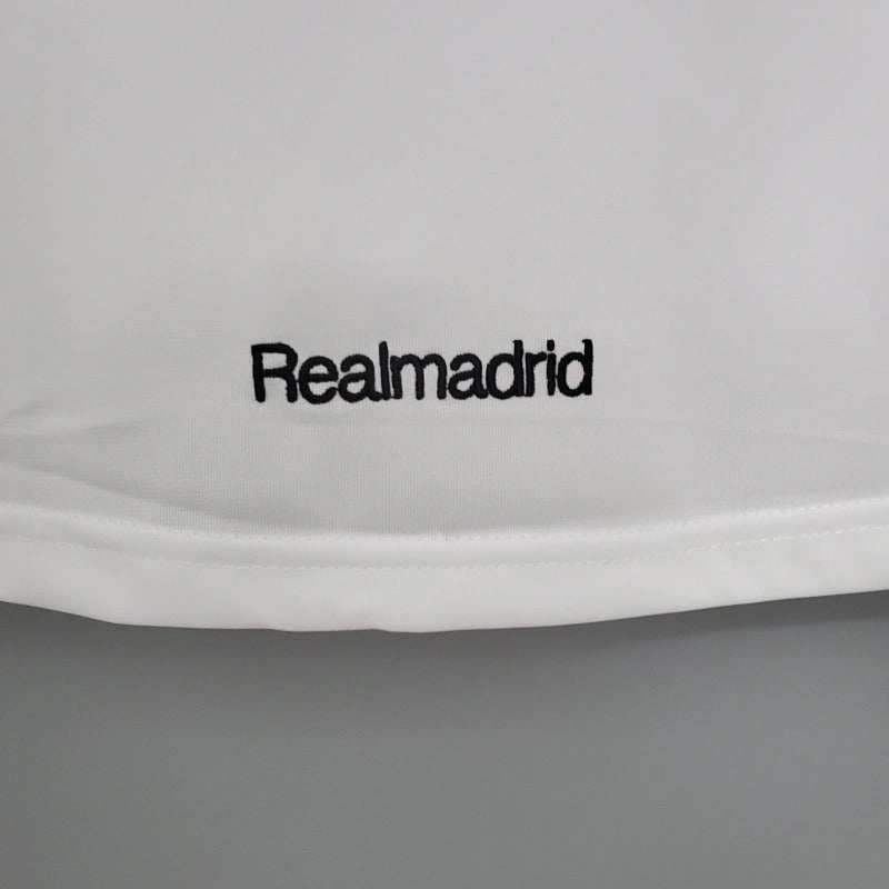 Camiseta Real Madrid Local Retro 2005/06 Versión Fan