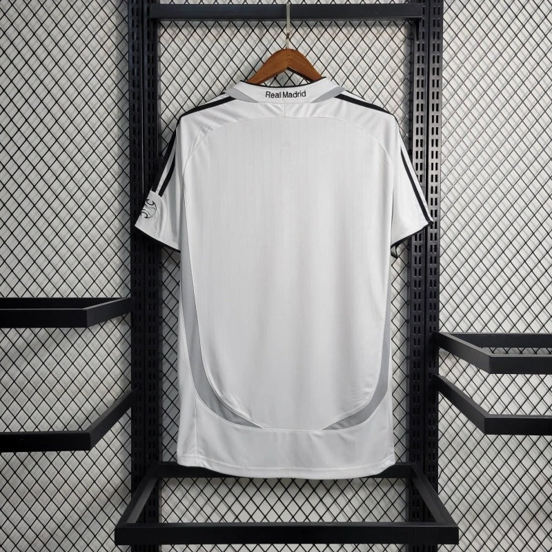 Camiseta Real Madrid Local Retro 2006/07 Versión Fan