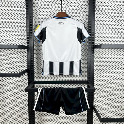 Newcastle Local Kit Niños 2025/26