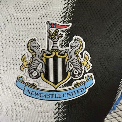 Camiseta Newcastle Local 2025/26 Versión Jugador