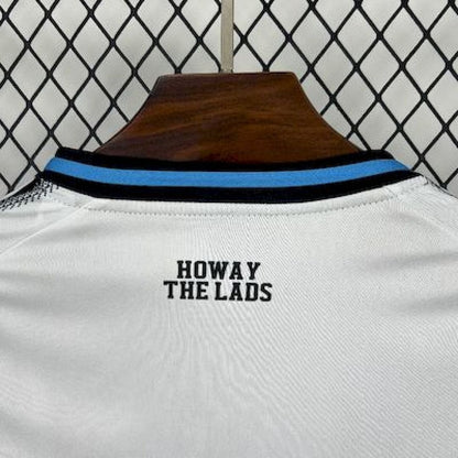 Camiseta Newcastle Manga Larga Local 2025/26 Versión Fan