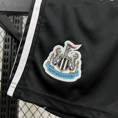 Newcastle Local Kit Niños 2025/26