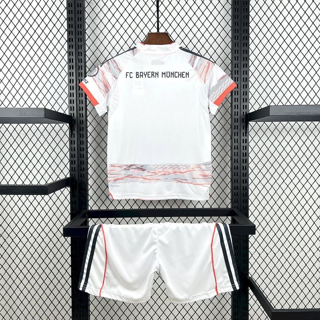 Bayern Munich Visita Kit Niños 2025/26