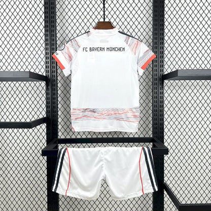 Bayern Munich Visita Kit Niños 2025/26