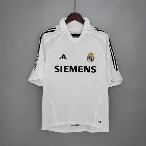 Camiseta Real Madrid Local Retro 2005/06 Versión Fan