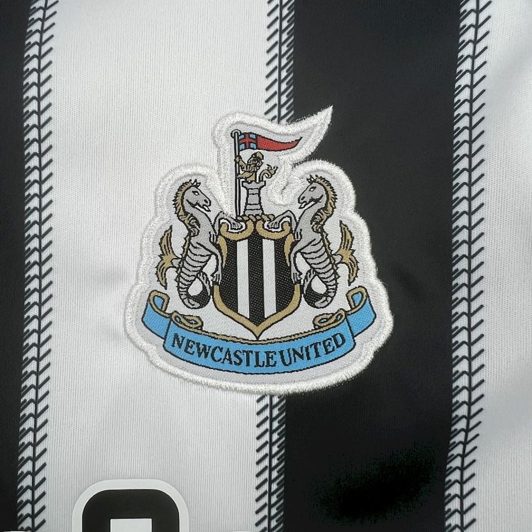 Newcastle Local Kit Niños 2025/26