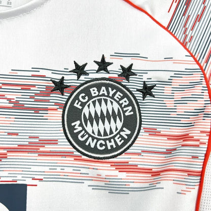Bayern Munich Visita Kit Niños 2025/26