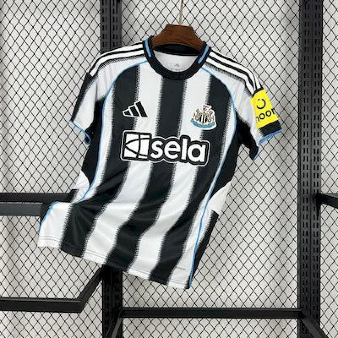 Camiseta Newcastle Local 2025/26 Versión Fan