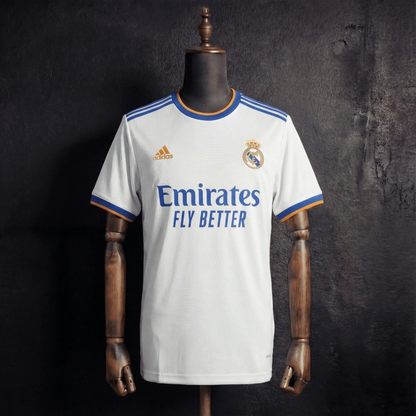 Camiseta Real Madrid Local Retro 2021/22 Versión Fan