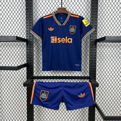 Newcastle Visita Kit Niños 2025/26