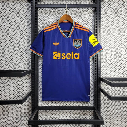 Camiseta Newcastle Visita 2025/26 Versión Fan