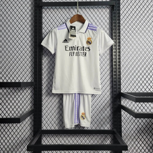 Real Madrid Local Kit Niños 2022/23