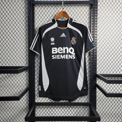 Camiseta Real Madrid Visita Retro 2006/07 Versión Fan